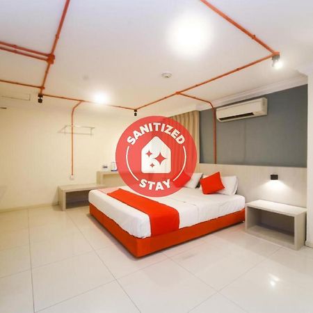 Oyo 727 Hotel Rafflesia Kota Kinabalu Exterior photo