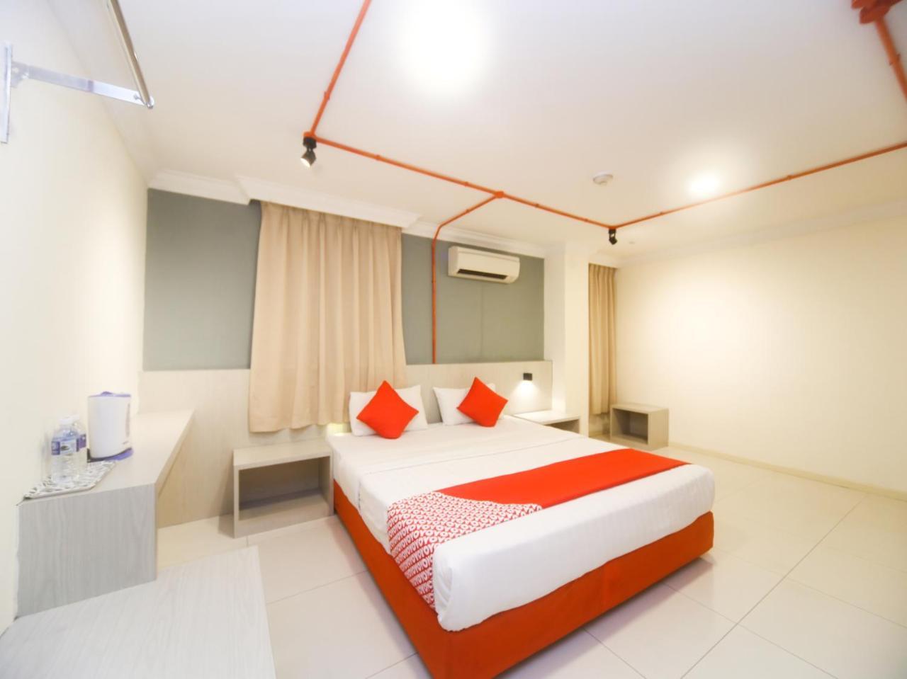 Oyo 727 Hotel Rafflesia Kota Kinabalu Exterior photo