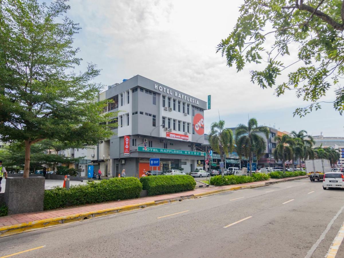 Oyo 727 Hotel Rafflesia Kota Kinabalu Exterior photo